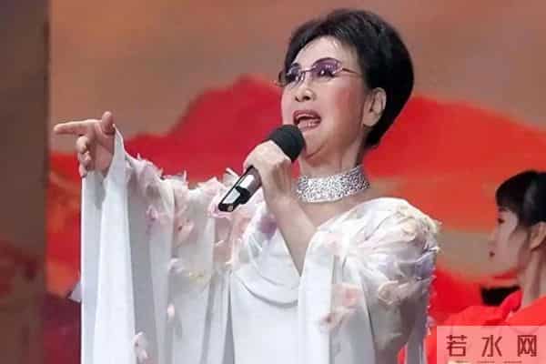 一张照片，揭露了李谷一的“真实状况”，难怪突然退出央视春晚