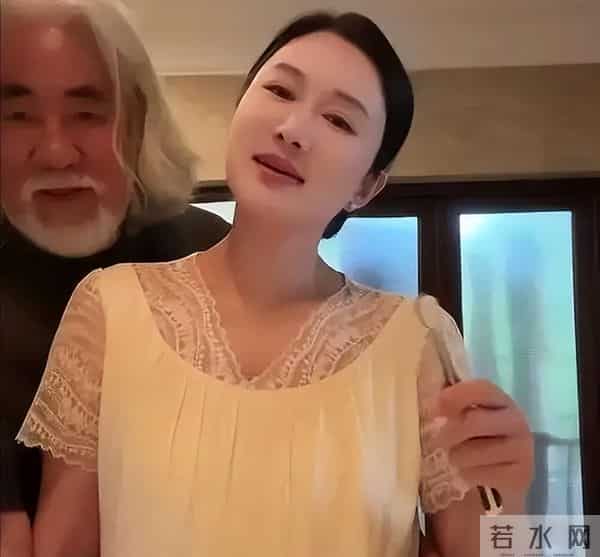 嫁大31岁“爹系老公”，连生3子的杜星霖，狐狸尾巴终于藏不住了