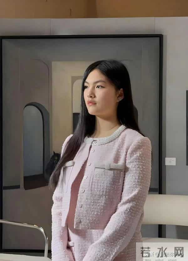 路人拍下李湘王诗龄真实照片：俩人温婉大气，和素人确实有区别！