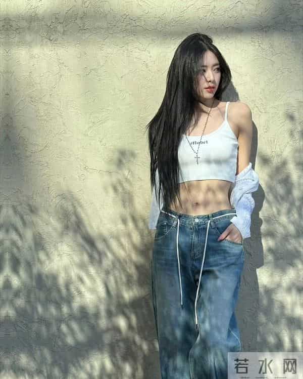 申有娜，极品蚂蚁腰