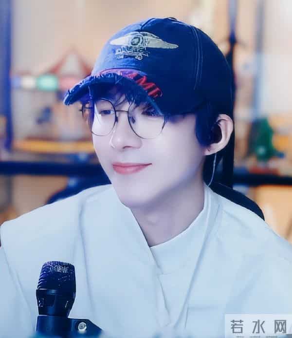 走上白鹿的老路?刘宇宁直播坦白身体状况,担心的事还是发生了