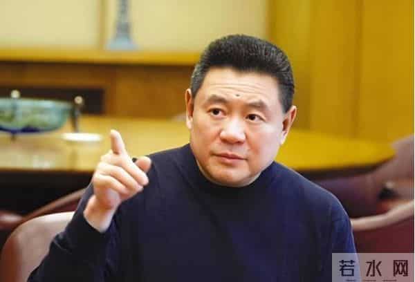 比李嘉诚还狠？香港富豪套现500亿离场，抛弃发妻，结局令人唏嘘