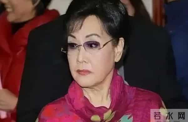 一张照片，揭露了李谷一的“真实状况”，难怪突然退出央视春晚