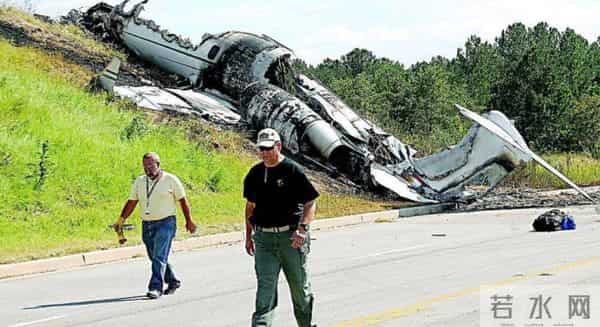 卡戴珊大姐陷窒息婚姻!老公强拉她跑5公里?粉丝:她已被洗脑!