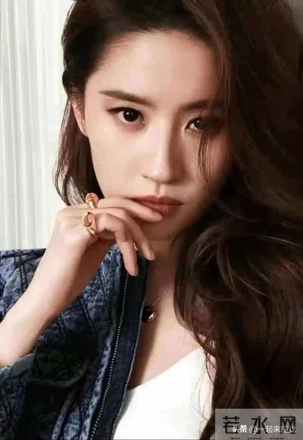刘亦菲的美,清冷仙气,美得人不敢靠近
