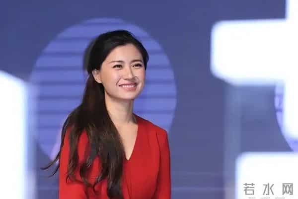 28岁从央视辞职，39岁移居日本，大赞比国内好，如今她过得怎样了