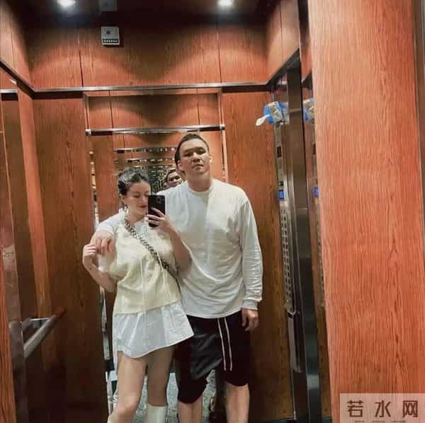 演都不演了！离婚2个月，这次车澈的态度，没给李嘉格留一丝体面