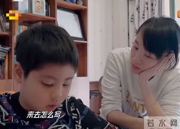 章龄之做梦也没想到，辛苦养大的12岁儿子，如今开始给陈龙长脸了