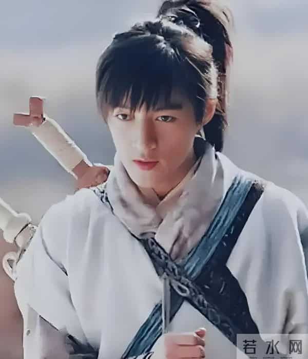 胡歌2岁的女儿征服4700米高原