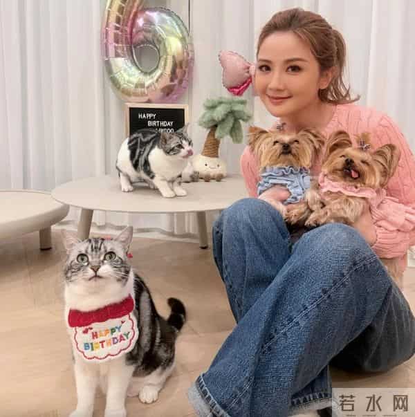 43岁香港女星目前和健身教练男友感情稳定,双方以结婚为交往前提