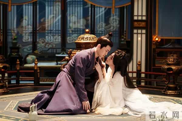 《凤凰台上》杜听馨两度错付!萧焕跳河,押宝萧千清,真心终成空