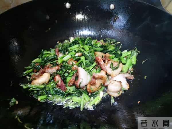 明日下元节,记得:2样不上桌,3样端上桌,解厄除困,平安迎新年