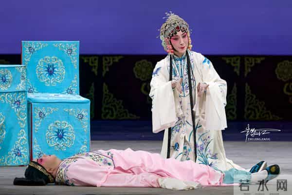 上海京剧院建院70周年晋京展演--京剧《白蛇传》