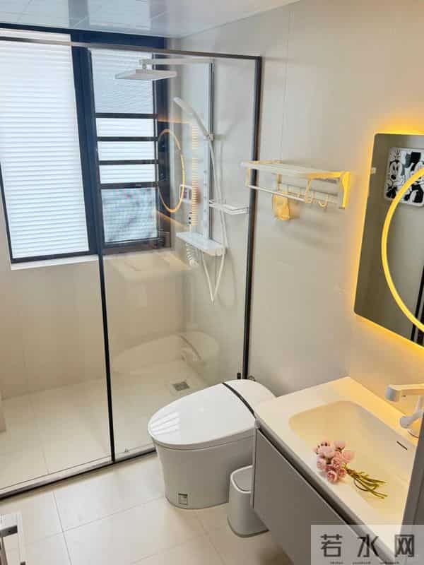 上完厕所马桶盖是打开还是关上?很多人都不知道,难怪家里臭臭的