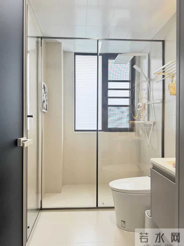 上完厕所马桶盖是打开还是关上?很多人都不知道,难怪家里臭臭的