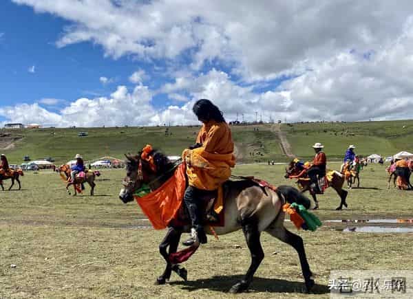 为什么让你别纠结洗手盘串？看这些藏民盘串图就知道，效果差太大