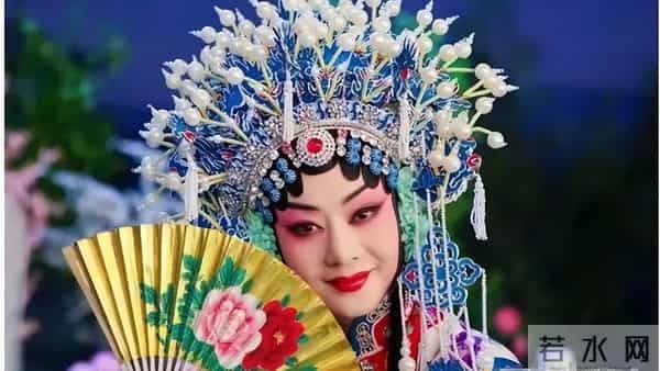 万万没想到,未婚未育的李胜素,如今在59岁活成了人生赢家