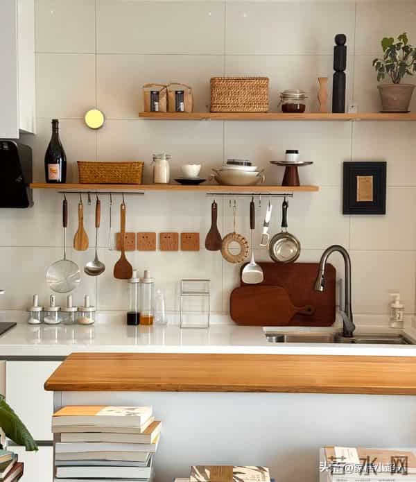 厨房吊柜“正退出”中国家庭?看看年轻人的做法,高级又实用