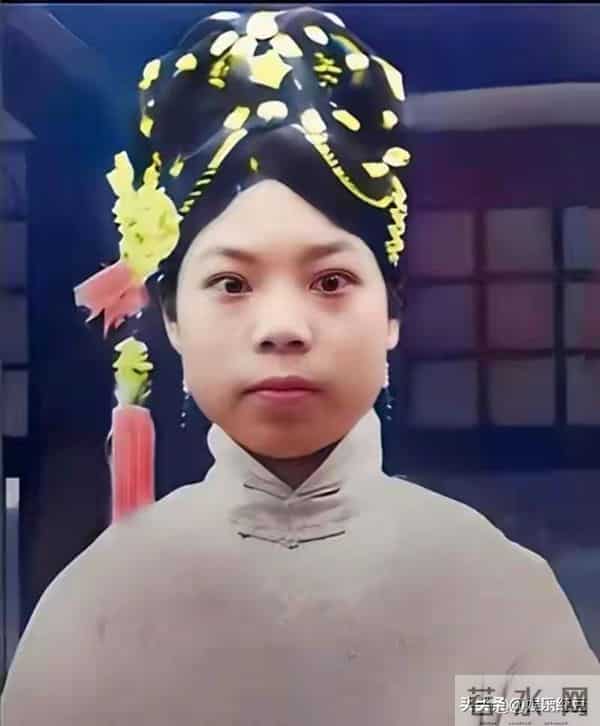 这是末代皇妃文绣的真实样貌,并非演员扮演,货真价实的罕见照片