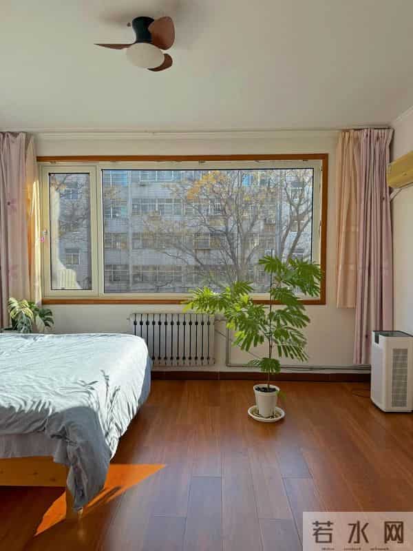 卖掉高层32楼,搬回老小区“步梯房”入住一年后发现,差距太明显