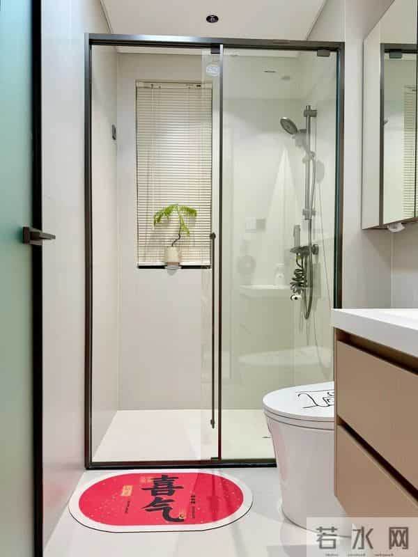 上完厕所马桶盖是打开还是关上?很多人都不知道,难怪家里臭臭的