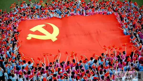 西方学者：全世界只有中国和外国之分，因我们做不到中国人的信仰