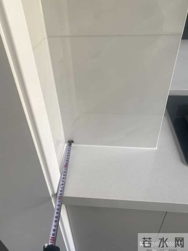 厨房吊柜正被年轻人抛弃？5个替代方案，收纳实用还显大