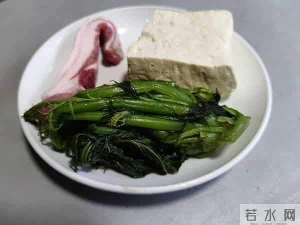 明日下元节,记得:2样不上桌,3样端上桌,解厄除困,平安迎新年