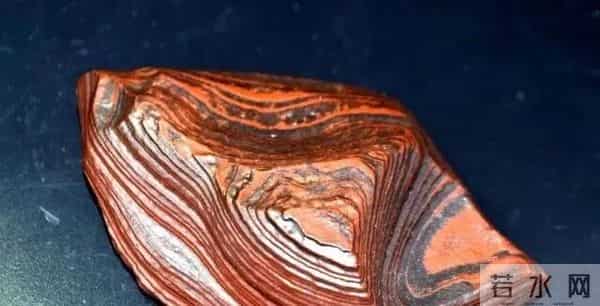 路上捡到这7种石头,千万不要扔,说不定它就值一套房