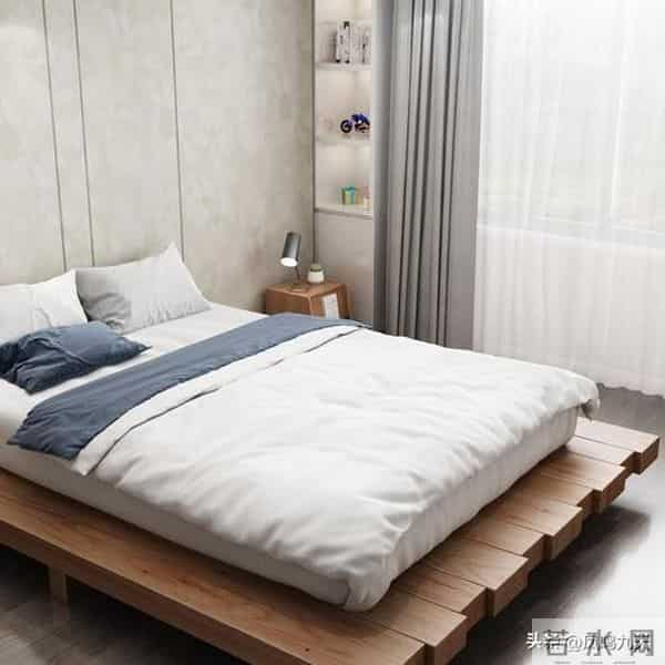 玄学提醒:夫妻睡觉,丈夫不要睡靠近门的那侧,床头必须靠南北墙