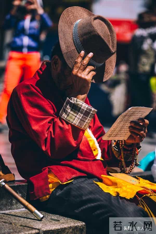 为什么让你别纠结洗手盘串？看这些藏民盘串图就知道，效果差太大