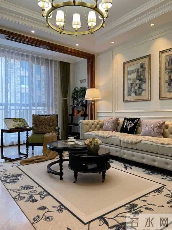 卖掉高层33楼，搬回老小区“步梯房”，入住一年后发现，差距太大