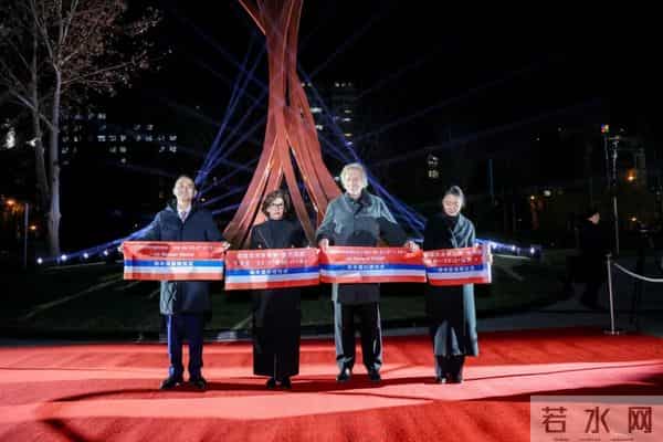 联结中法友谊 推动文化交流 贝纳·维内纪念雕塑捐赠仪式在京举行