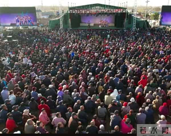 河南豫剧院一团连续火爆河南、河北,场场观众数万人