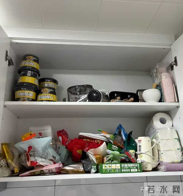 厨房吊柜“正退出”中国家庭?看看年轻人的做法,高级又实用