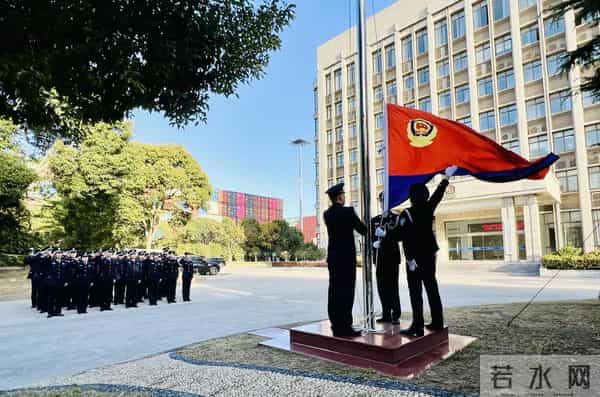 西方学者：全世界只有中国和外国之分，因我们做不到中国人的信仰