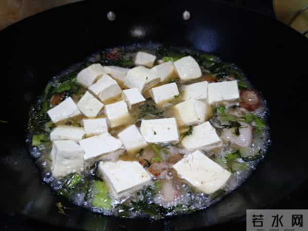 明日下元节,记得:2样不上桌,3样端上桌,解厄除困,平安迎新年