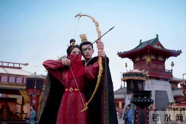 《凤凰台上》杜听馨两度错付!萧焕跳河,押宝萧千清,真心终成空