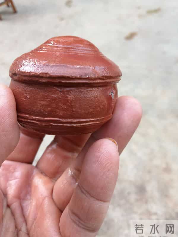 身价暴增,却以绝种的石头!