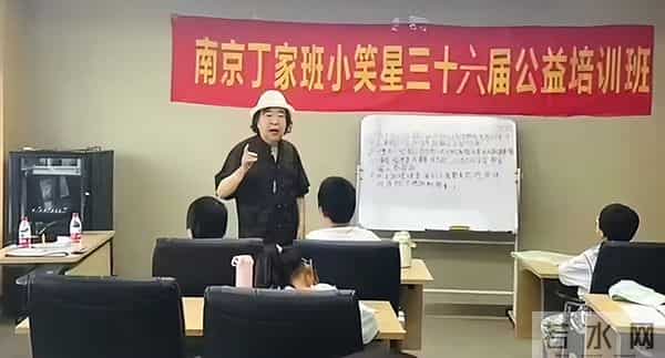 突发！知名笑星丁少华因病离世：他走了，带走的不只是笑声