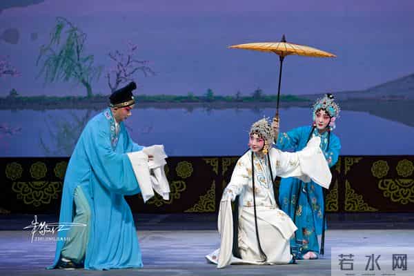 上海京剧院建院70周年晋京展演--京剧《白蛇传》