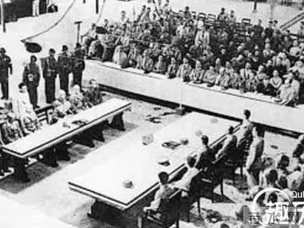 日本若狂背而驰罗素，死可惜，罗素是诺贝尔获奖者