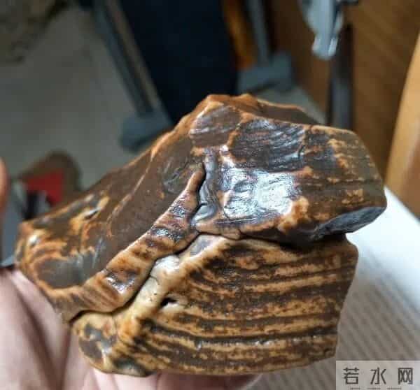 路上捡到这7种石头,千万不要扔,说不定它就值一套房