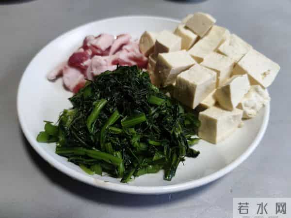 明日下元节,记得:2样不上桌,3样端上桌,解厄除困,平安迎新年