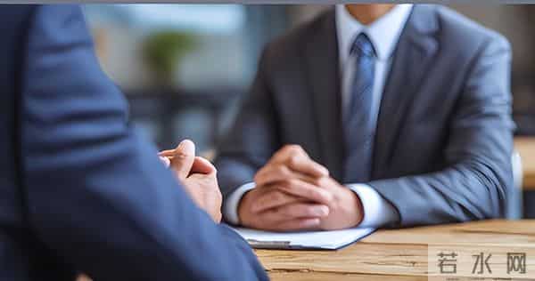 28岁应聘者拒绝上班，给出理由是：天太冷，我妈不放心我在外面