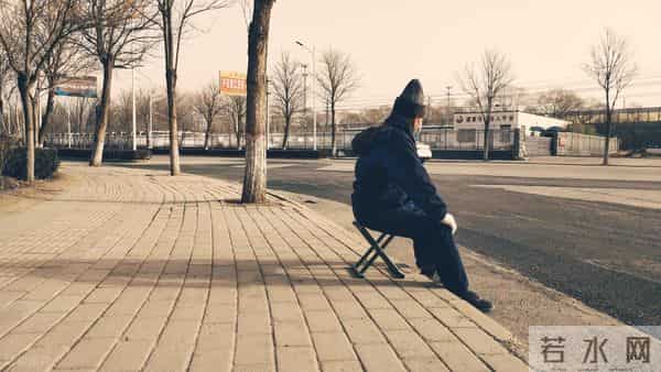 五十多岁的70后，如果没有特殊经济困难，不要用时间和体力换钱了