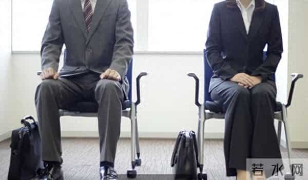 28岁应聘者拒绝上班，给出理由是：天太冷，我妈不放心我在外面