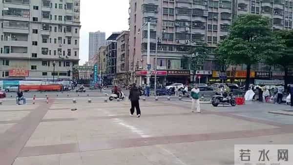 太可怕了,没钱到底有多惨看看就知道了