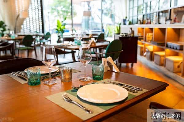 单位出了个退岗休养政策，如果是你你会选择内退吗？