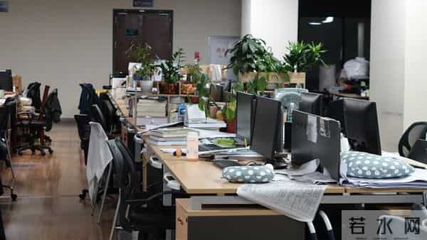 铁路设计院“铁饭碗”凉了？年轻人加班到逃离